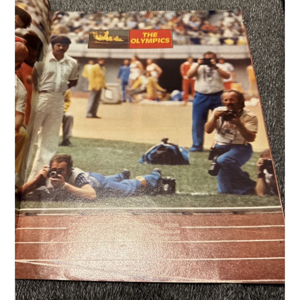 Sports Illustrated A Year In Sports 1977 Special Issue - Picture 3 of 5